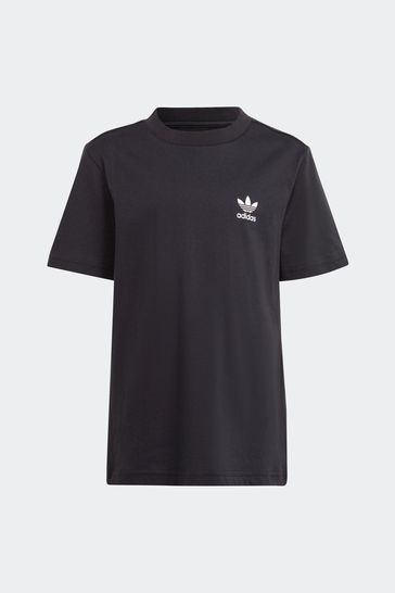 Black t deals shirt adidas