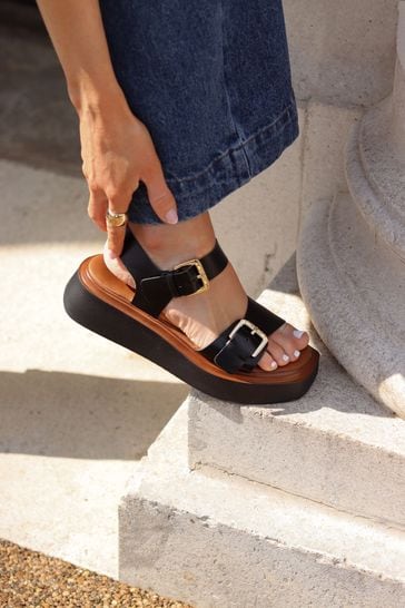 Buckle hotsell flatform sandals