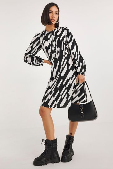 Simply Be Black Mono Print Zip Front Sport Smart Dress