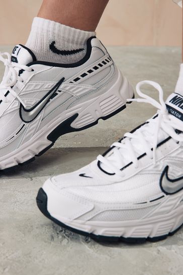 Nike white retro trainers hot sale