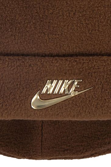 Nike trapper 2025