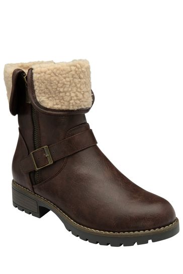 Lotus Brown Zip-Up Ankle Boots