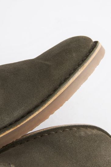 Green desert online boots