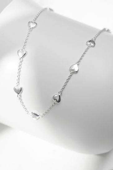 Heart station outlet necklace