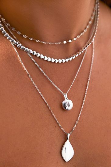 Simply silver online heart necklace