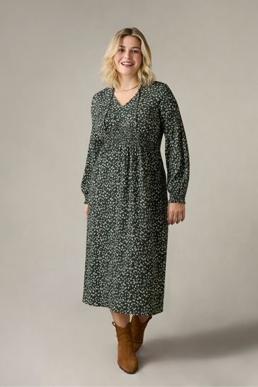 Live Unlimited Green Curve Ditsy Jersey Shirred Waist Dress