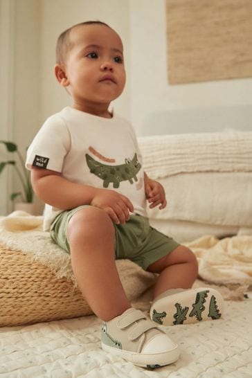 Baby pram sale shoes