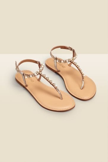 Sosandar Gold Rhinestone Trim Toe Post Leather Flat Sandals