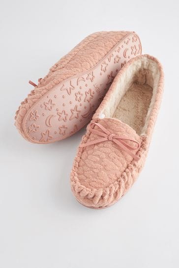 Ladies pink outlet moccasin slippers