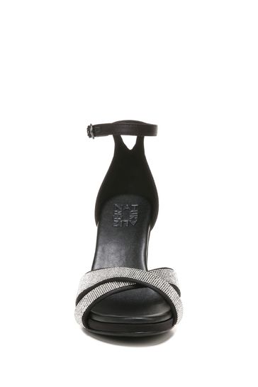 Naturalizer 2 on sale inch heels