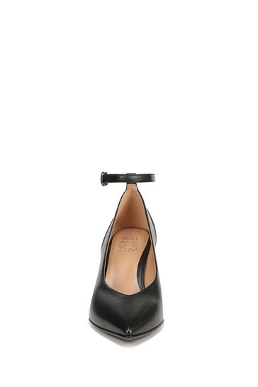 Naturalizer 2025 black shoes