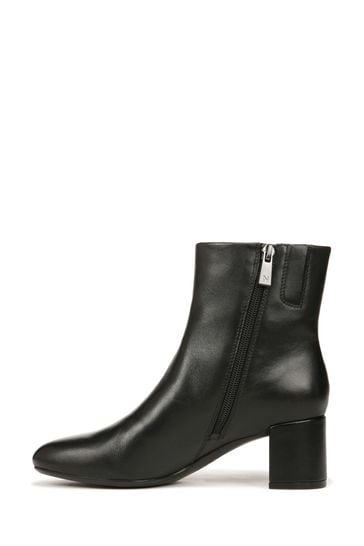 Naturalizer black boots store