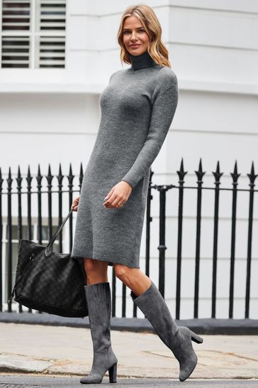 boots with jumper dress