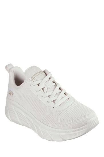 Cream skechers discount