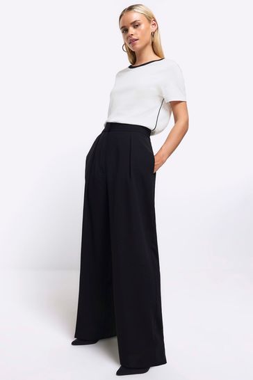 Black wide sales leg pleated trousers