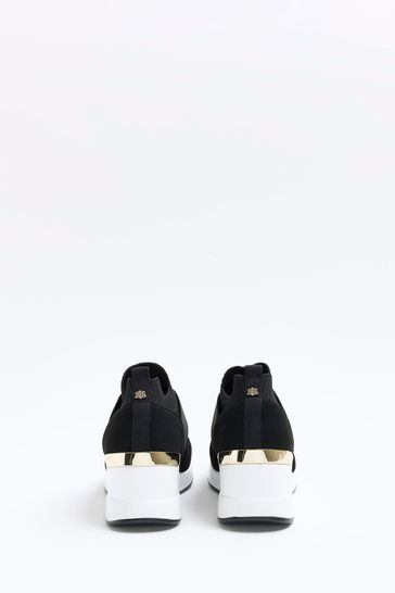 River island online elastic runner trainers