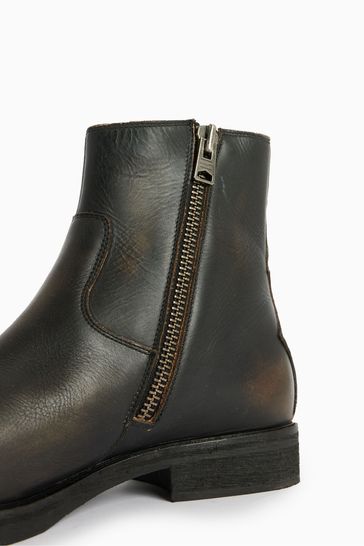 Oilai boots clearance