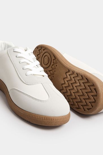 White trainers with gum sole top