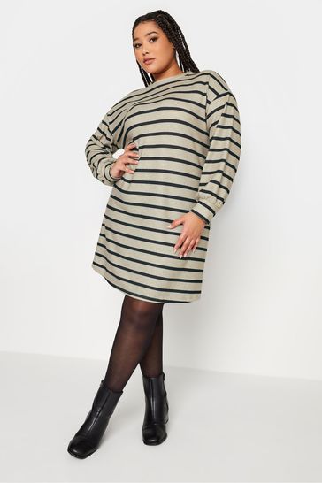 Jumper dress curve online
