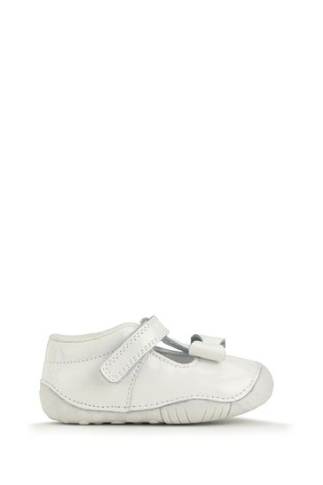 Start-Rite Wiggle White Patent Leather Baby Shoes.