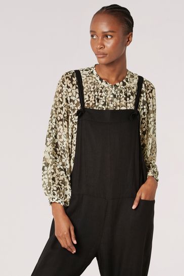 Black linen dungarees hotsell