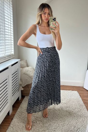 Black white midi best sale skirt