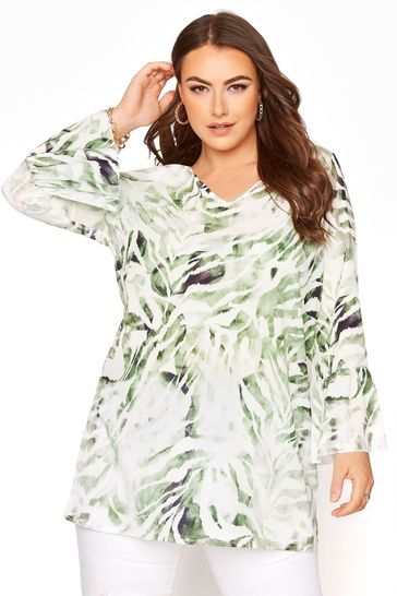Yours Curve Green London Ruffle Sleeve V-Neck Top