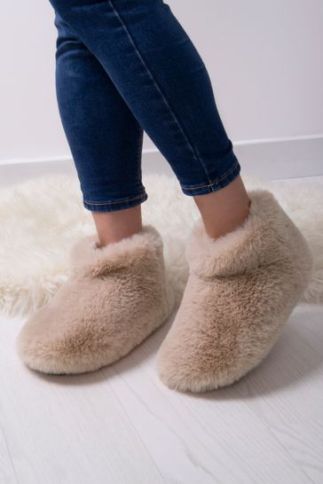 Totes Cream Ladies Faux Fur Animal Short Boot Slippers
