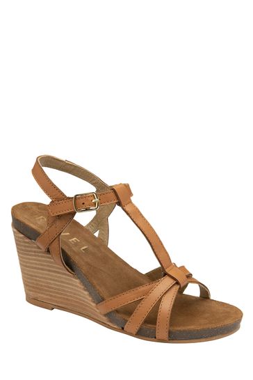 Ravel best sale wedge sandals