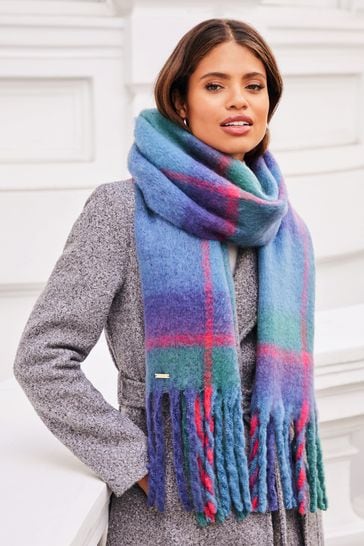 Large scarfs store