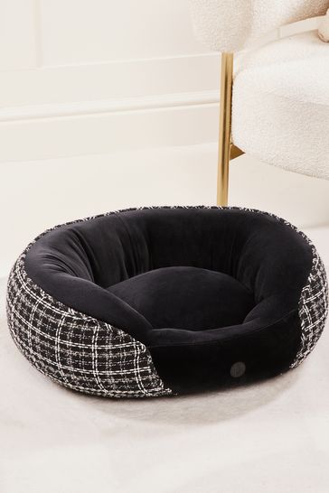 Crushed velvet dog bed next clearance