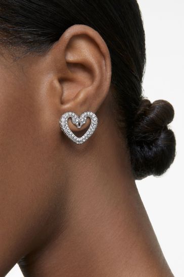 alumno Oso polar Pensamiento Buy Swarovski Crystal Studded Heart Earrings from Next Spain
