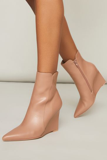Mid sales wedge boots