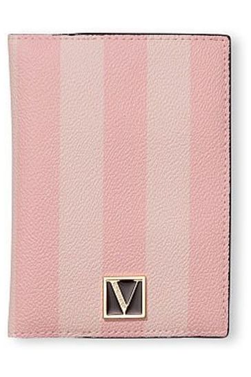 Fendi passport cover discount