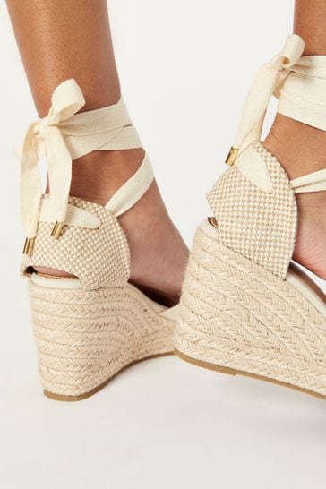 Cream wedges closed toe deals