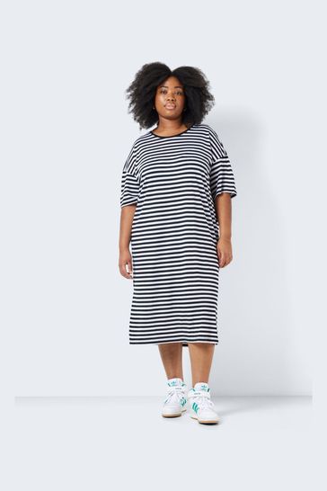 T shirt with a dress clearance
