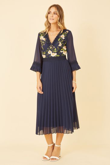 Blue floral on sale pleated midi dress