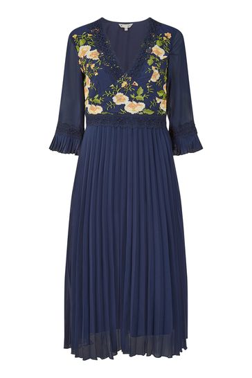 Blue floral best sale pleated midi dress