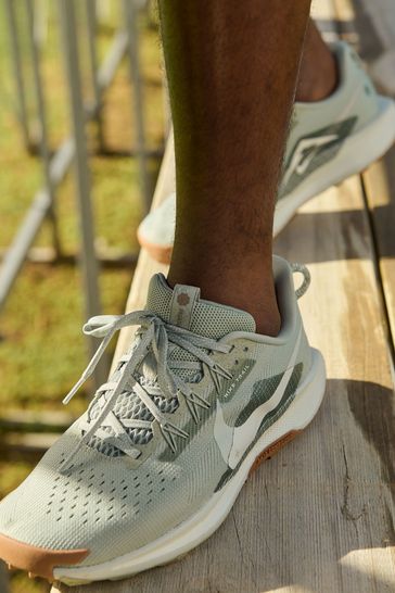 Grey nike running trainers top