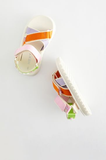 Girls trekker sandals clearance