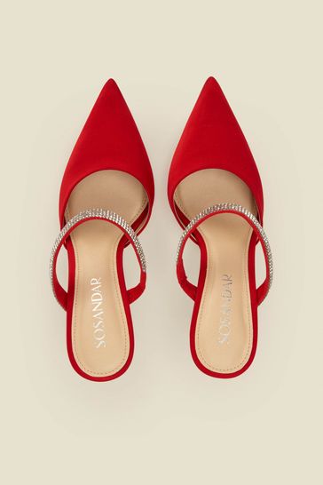 Red closed 2025 toe mules