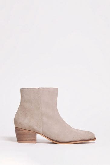 Jd williams shop chelsea boots