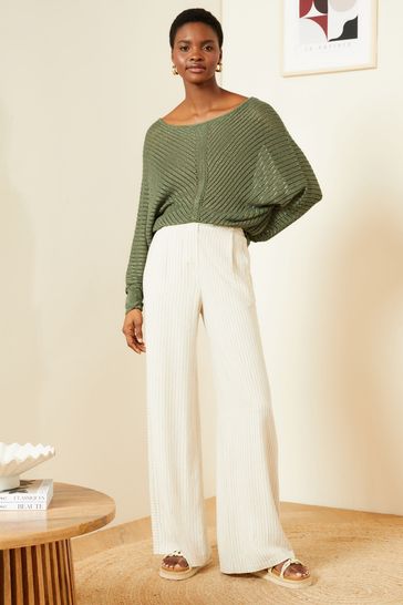 Green batwing jumper deals