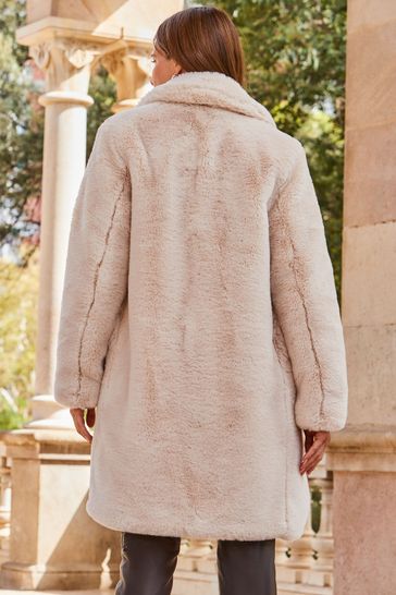 Luxury faux fur coat 2025