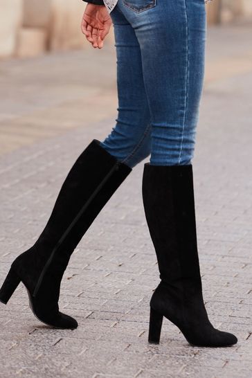 Black suede sales knee length boots