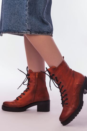 Chunky sole lace up boots outlet