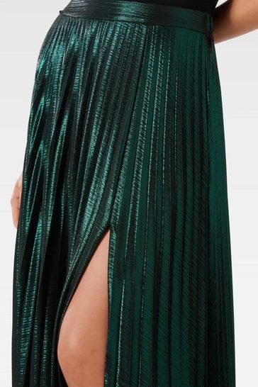 Metallic pleated best sale skirt elastic waist