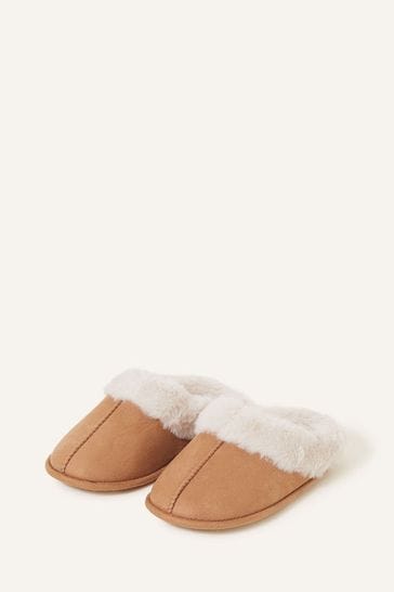 Accessorize slippers top