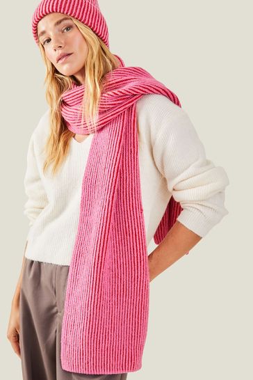 Accessorize top pink scarf