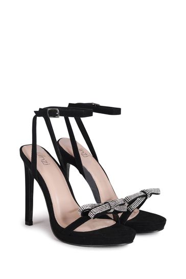 Black heels with shop embellishment